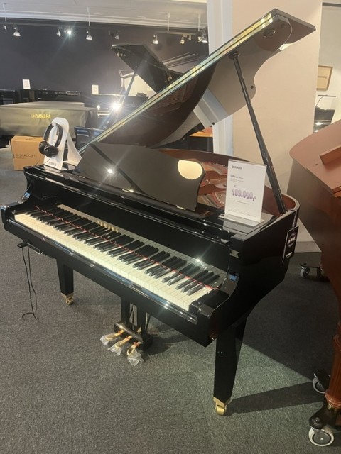 Yamaha flygel, mod. GB1 SC2
